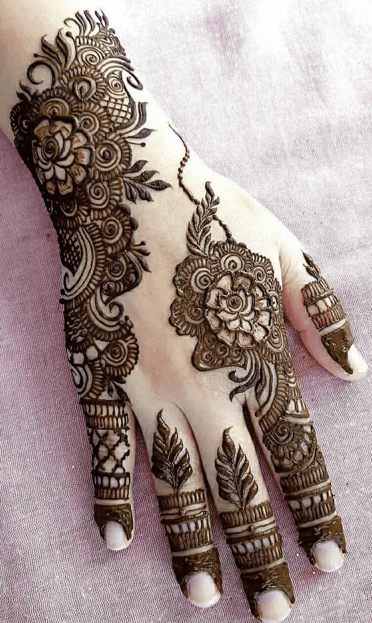 Classy Bhai Dooj Special Henna Design