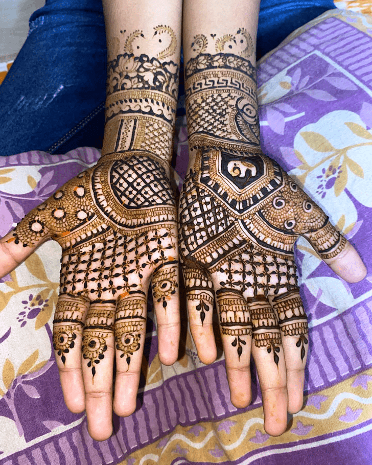 Enthralling Bhai Dooj Special Henna Design