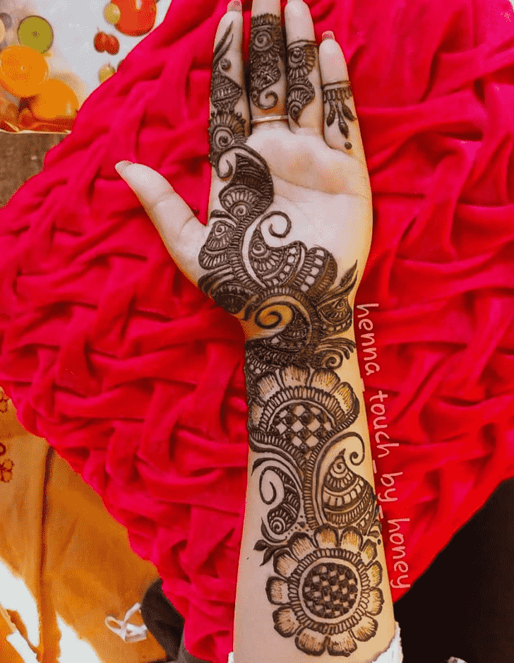 Bewitching Bhubaneswar Henna Design