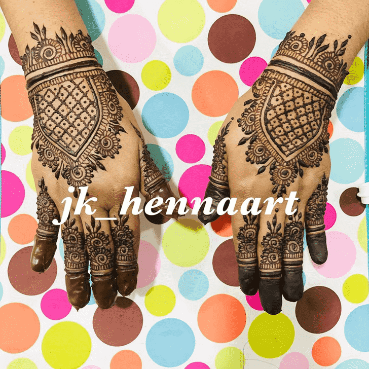 Dazzling Bhuj Henna Design
