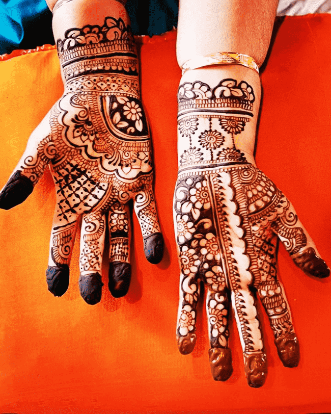 Alluring Biratnagar Henna Design