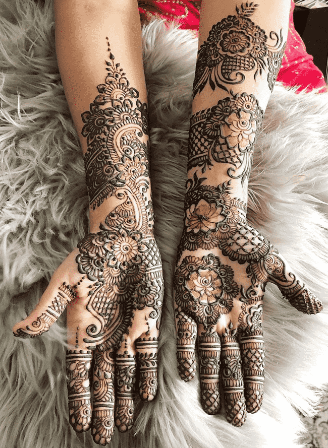 Beauteous Biratnagar Henna Design