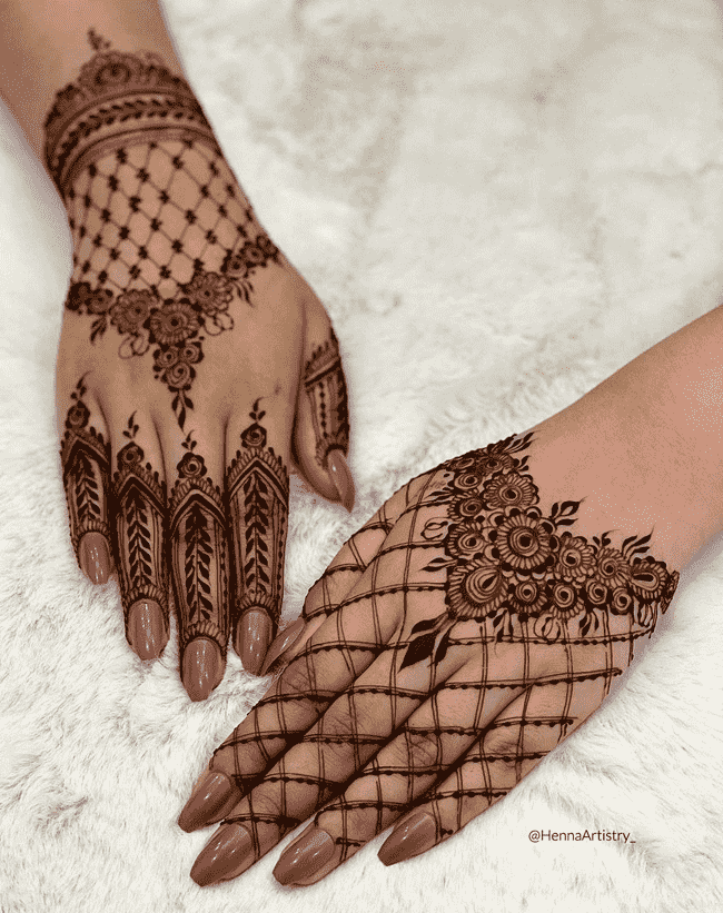 Captivating Biratnagar Henna Design