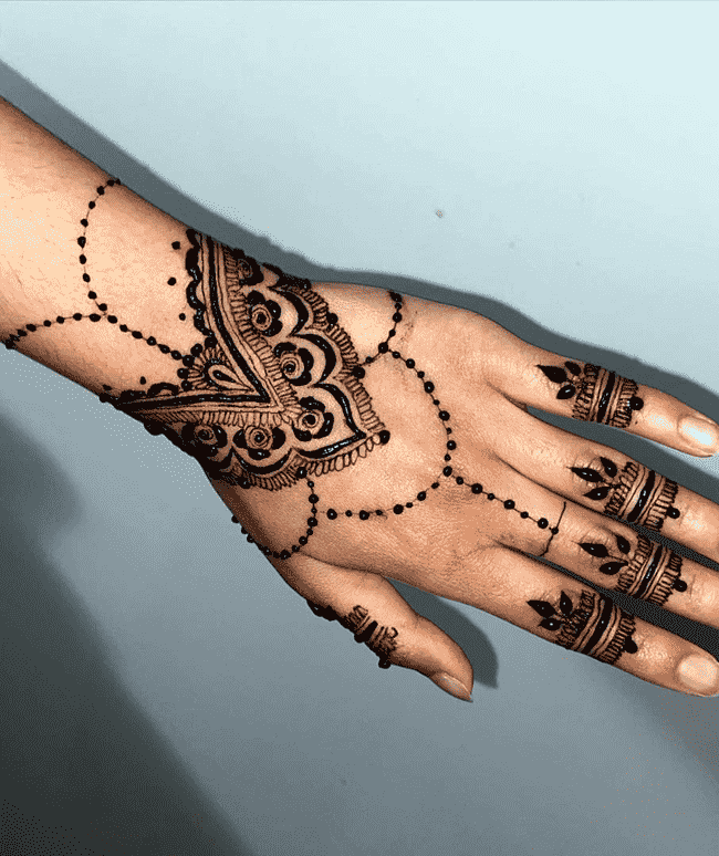 Exquisite Biratnagar Henna Design