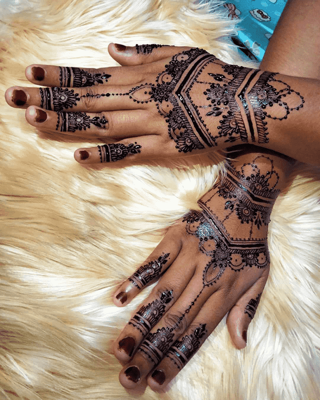 Nice Biratnagar Henna Design
