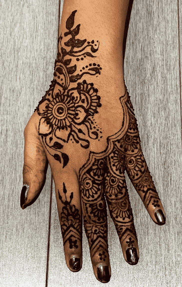 Enticing Bogra Henna Design