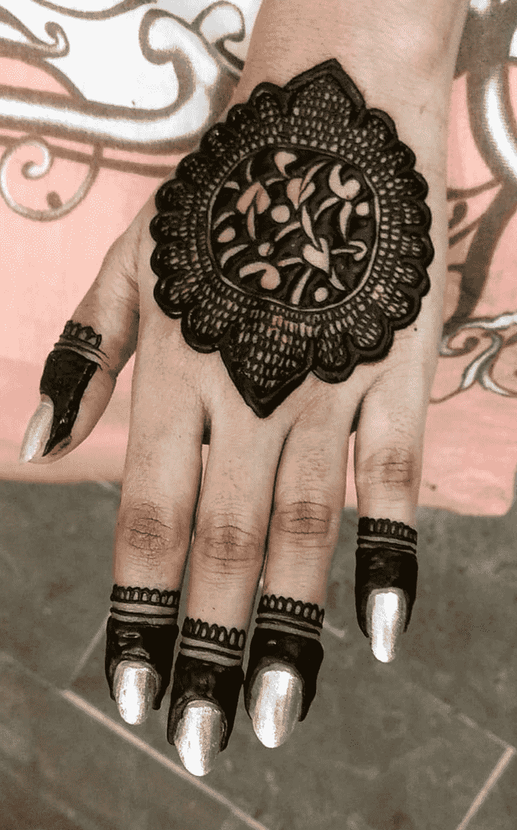 Fine Bogra Henna Design