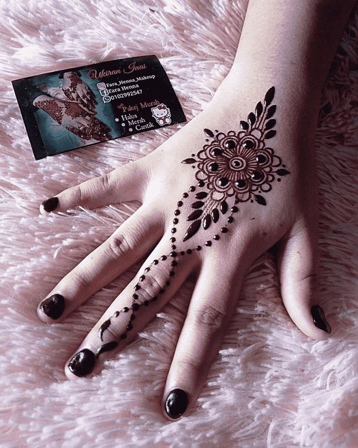 Beauteous Bollywood Henna design