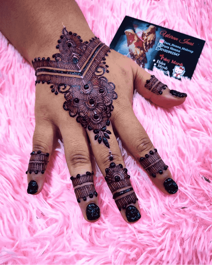 Captivating Bollywood Henna design