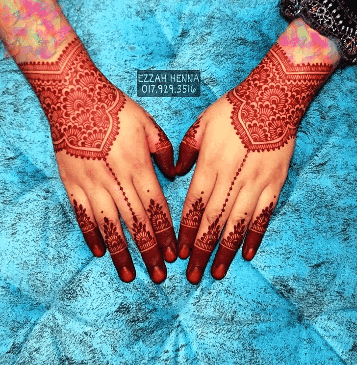 Stunning Bollywood Henna design