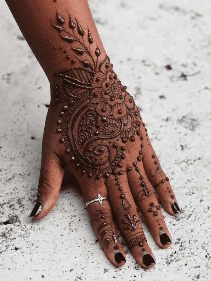 Stunning Bombay Style Henna Design