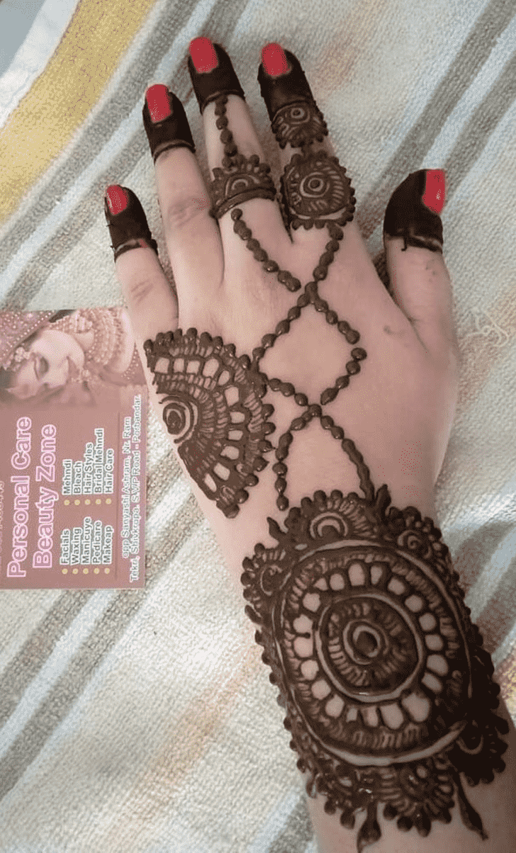 Nice Bracelet Henna Design