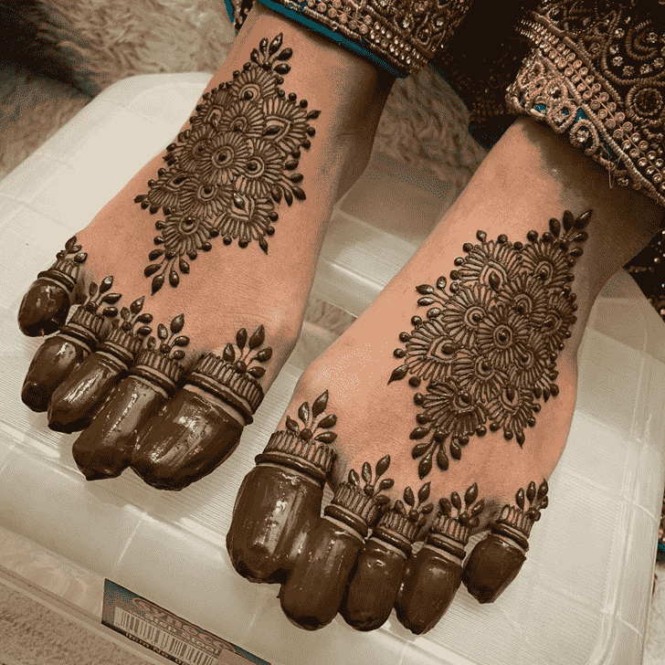 Appealing Bridal Henna Design