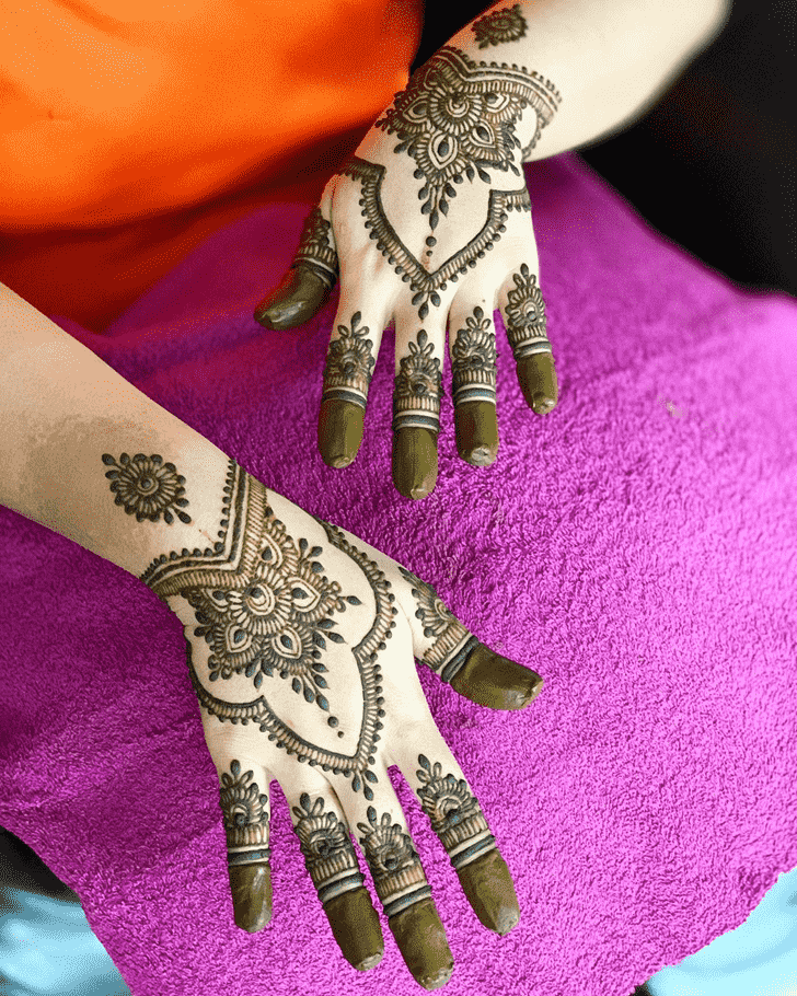 Marvelous Bridal Henna Design