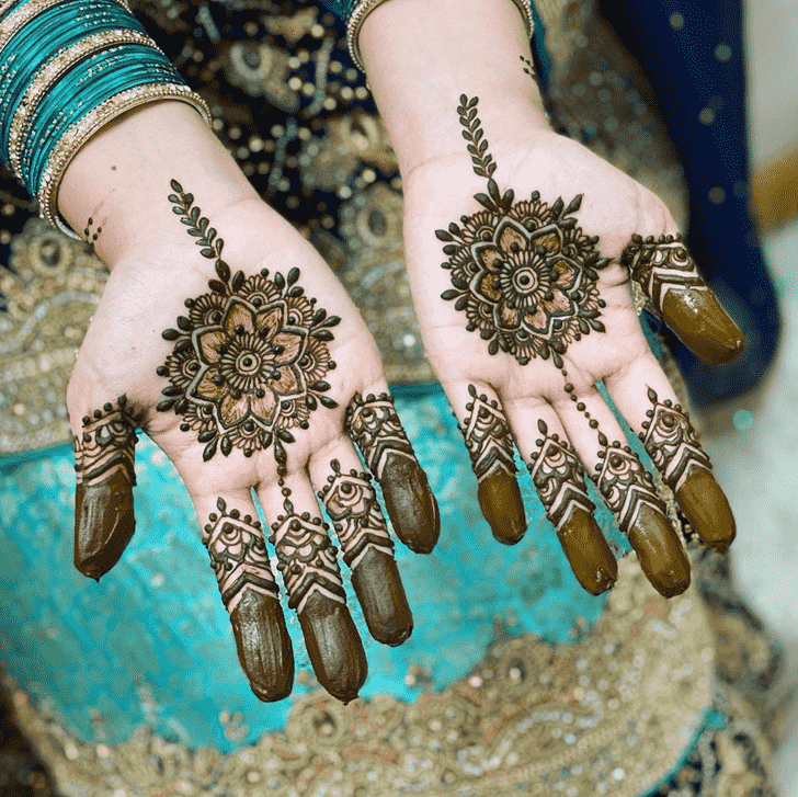 Nice Bridal Henna Design