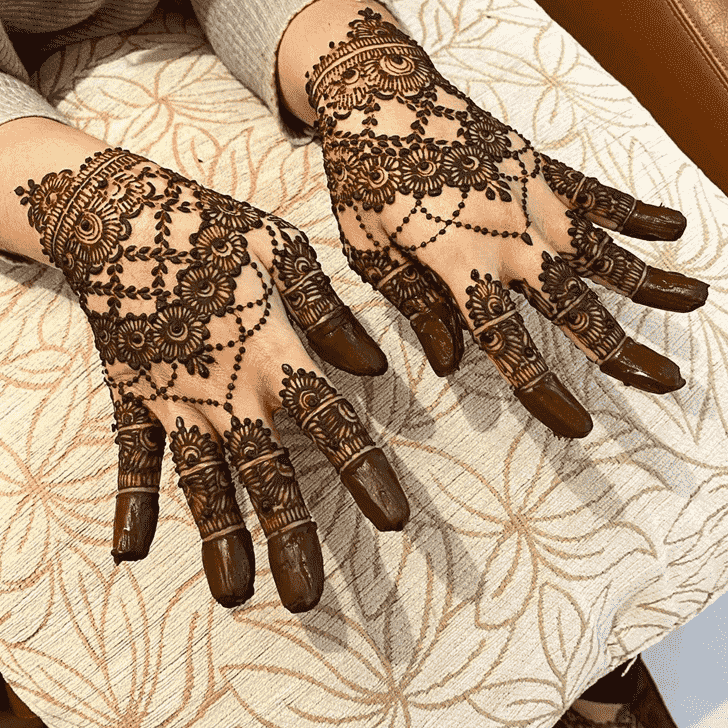 Ravishing Bridal Henna Design