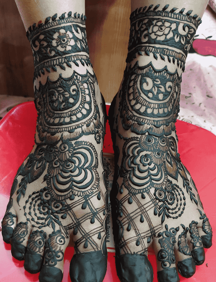 Splendid Bridal Henna Design