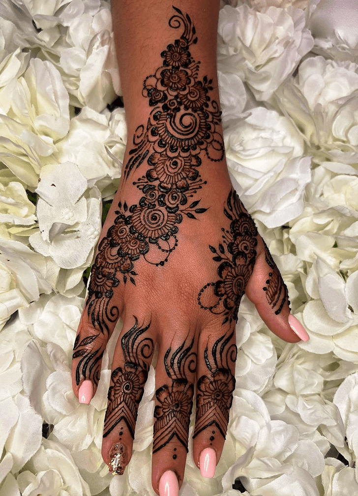 Fetching California Henna Design