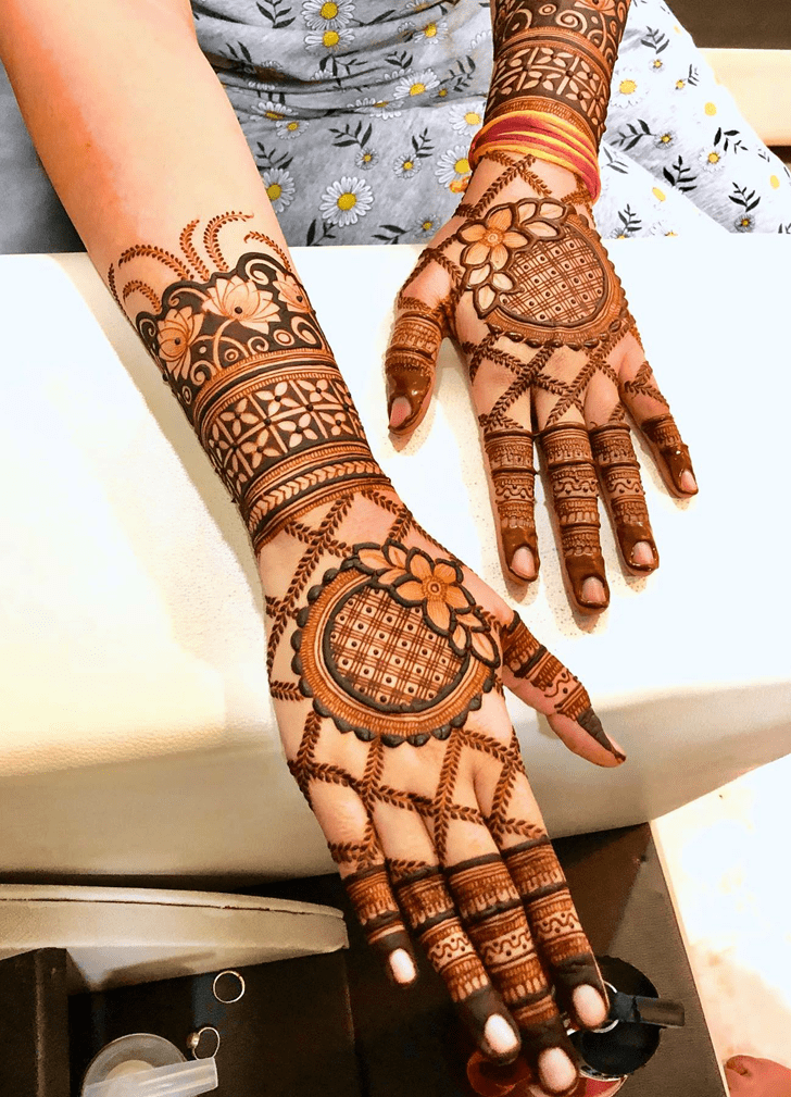 Ravishing California Henna Design