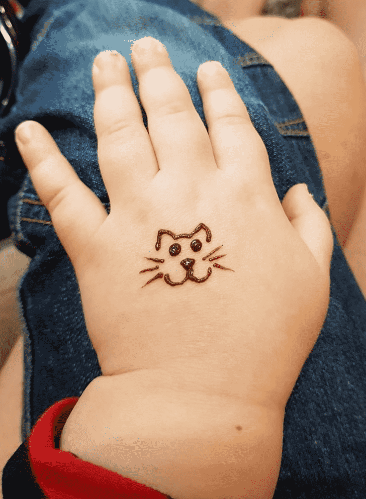 Stunning Cat Henna Design
