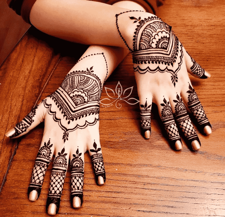 Arm Chain Henna Design