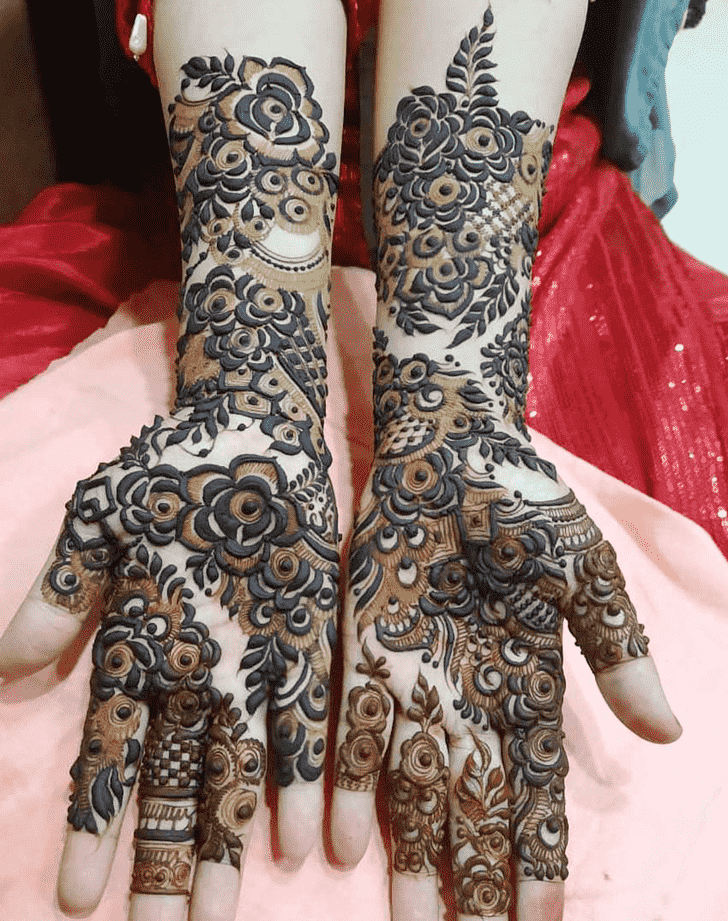 Pretty Chandigarh Henna Design