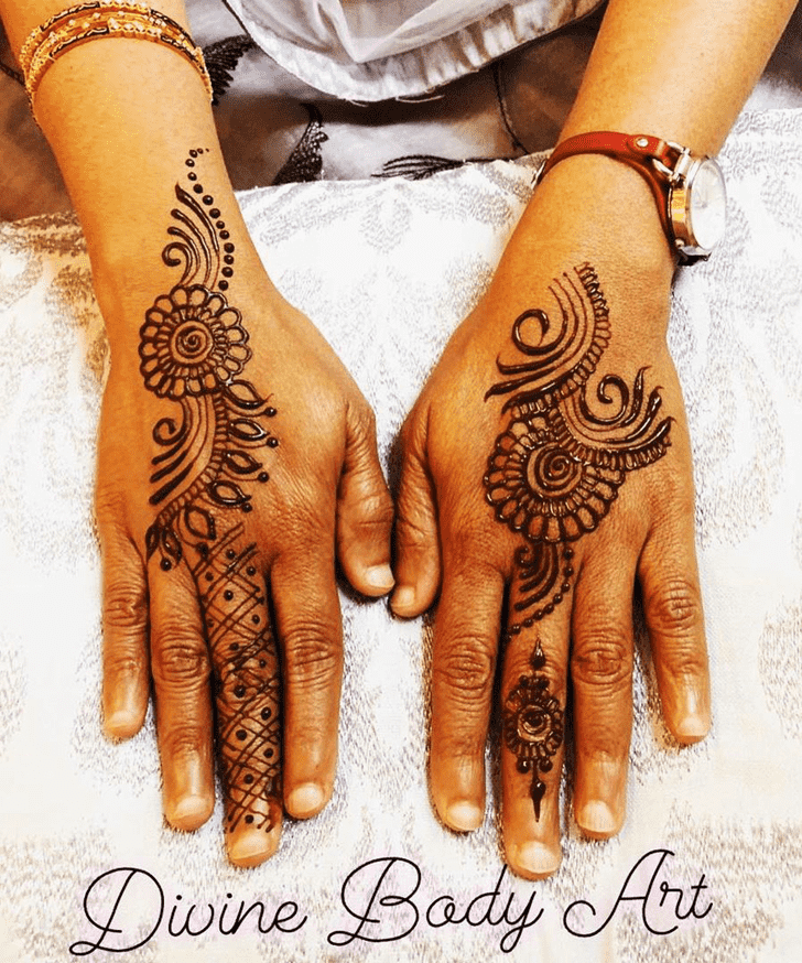 Bewitching Chennai Henna Design