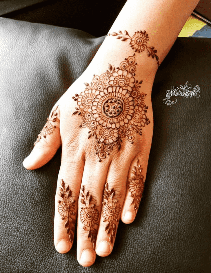 Enthralling Chennai Henna Design