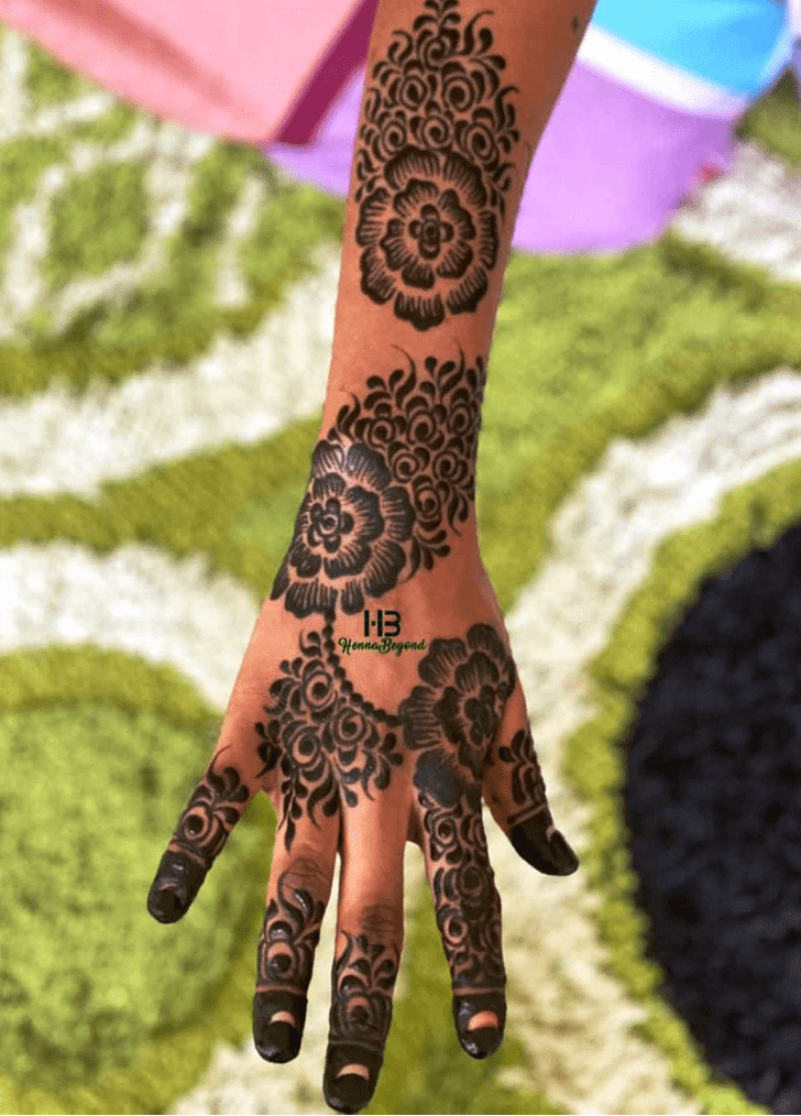 Fascinating Chennai Henna Design