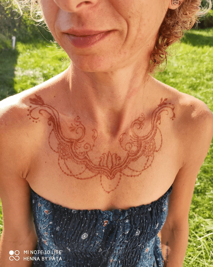 Comely Chest Henna Design