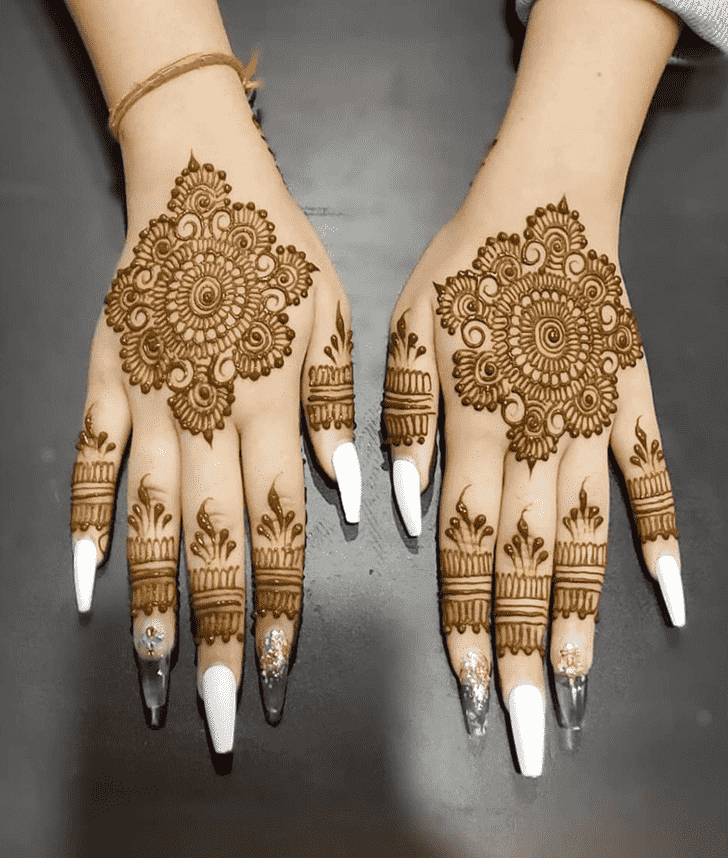 Bewitching Chicago Henna Design