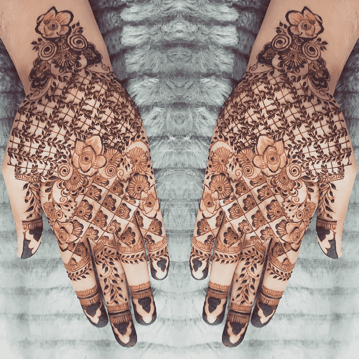 Stunning Chicago Henna Design