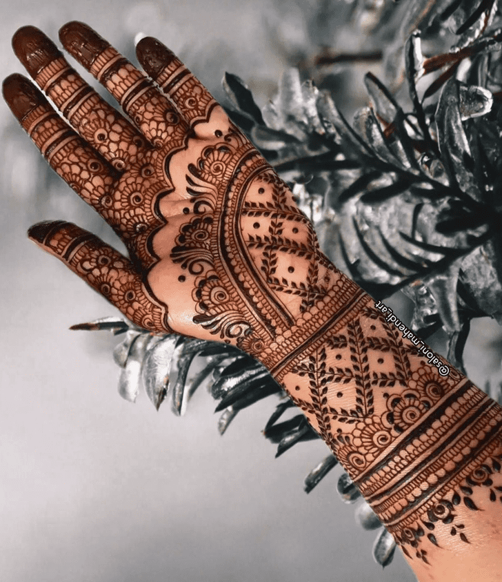 Captivating China Henna Design
