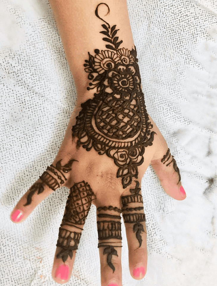Comely China Henna Design