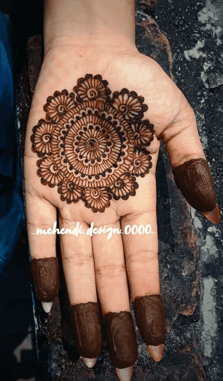 Comely Circle Henna Design