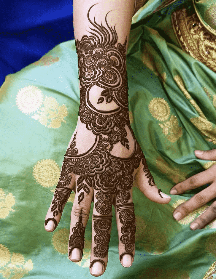Shapely Coimbatore Henna Design