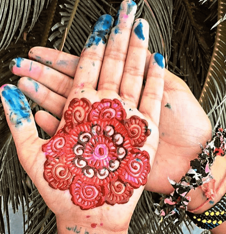 Angelic Coloured Henna Design