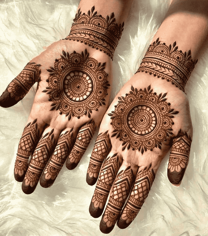Appealing Coloured Henna Design