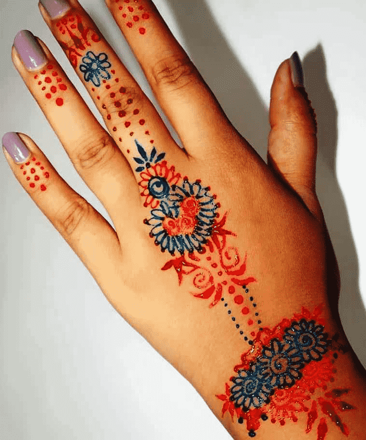 Good Looking Coloured Henna Design