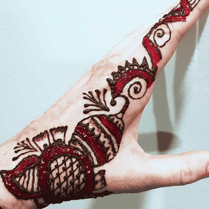 Marvelous Coloured Henna Design