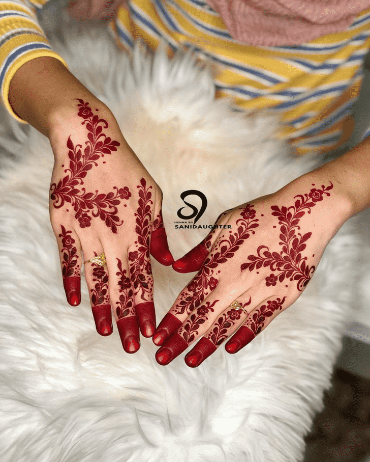 Good Looking Comilla Henna Design