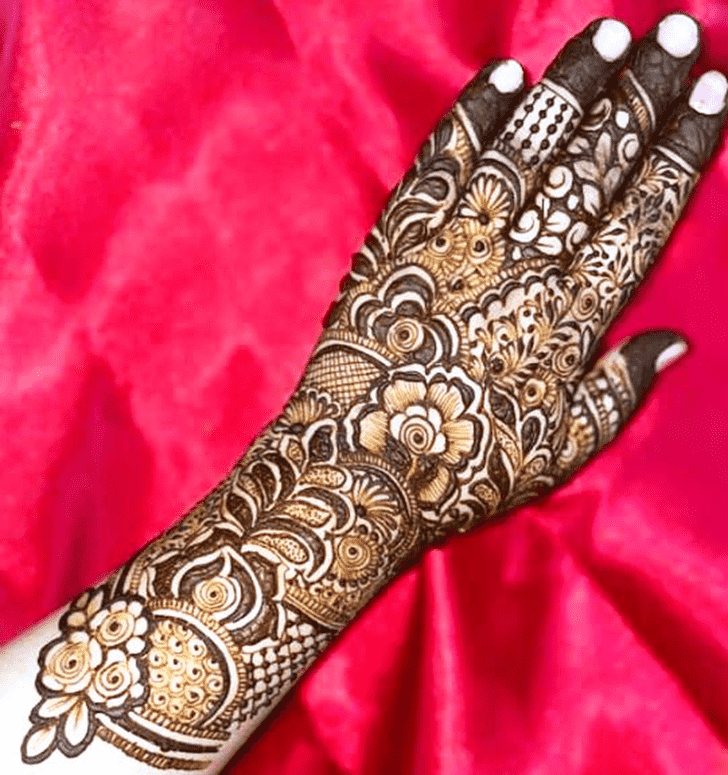 Graceful Creative Henna Design