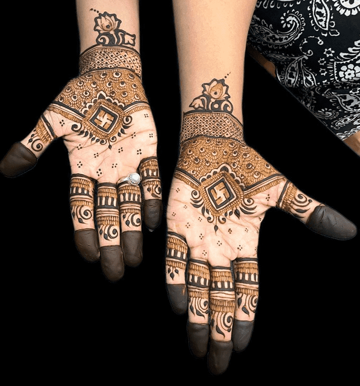 Ideal Creative Henna Design