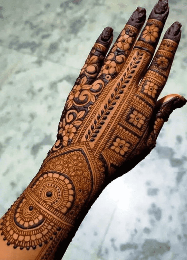 Resplendent Creative Henna Design