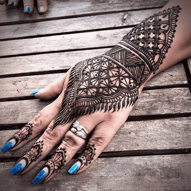 Appealing Cute Henna design