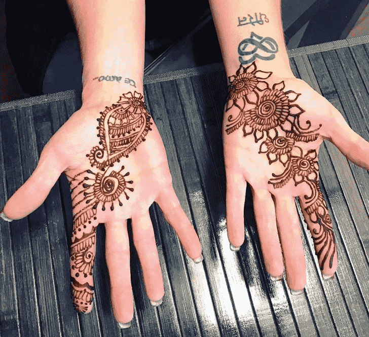 Marvelous Cute Henna design