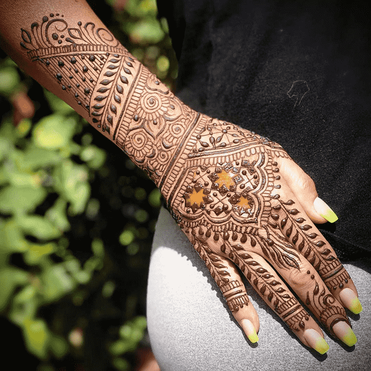 Ravishing Cute Henna design