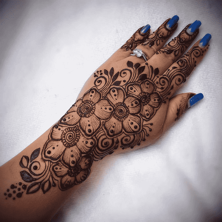 Stunning Cute Henna design