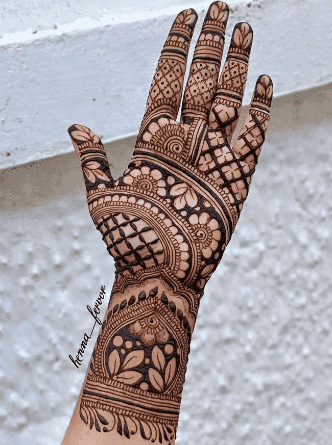 Alluring Darjeeling Henna Design