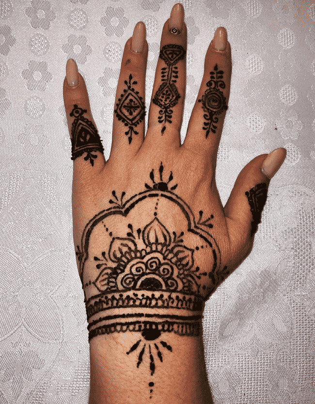 Elegant Darjeeling Henna Design